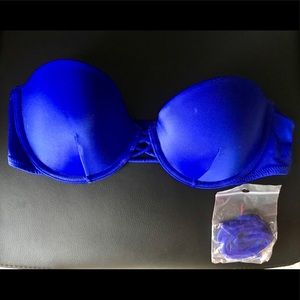 NWOT Blue Victoria’s Secret Bandeau Bikini Top